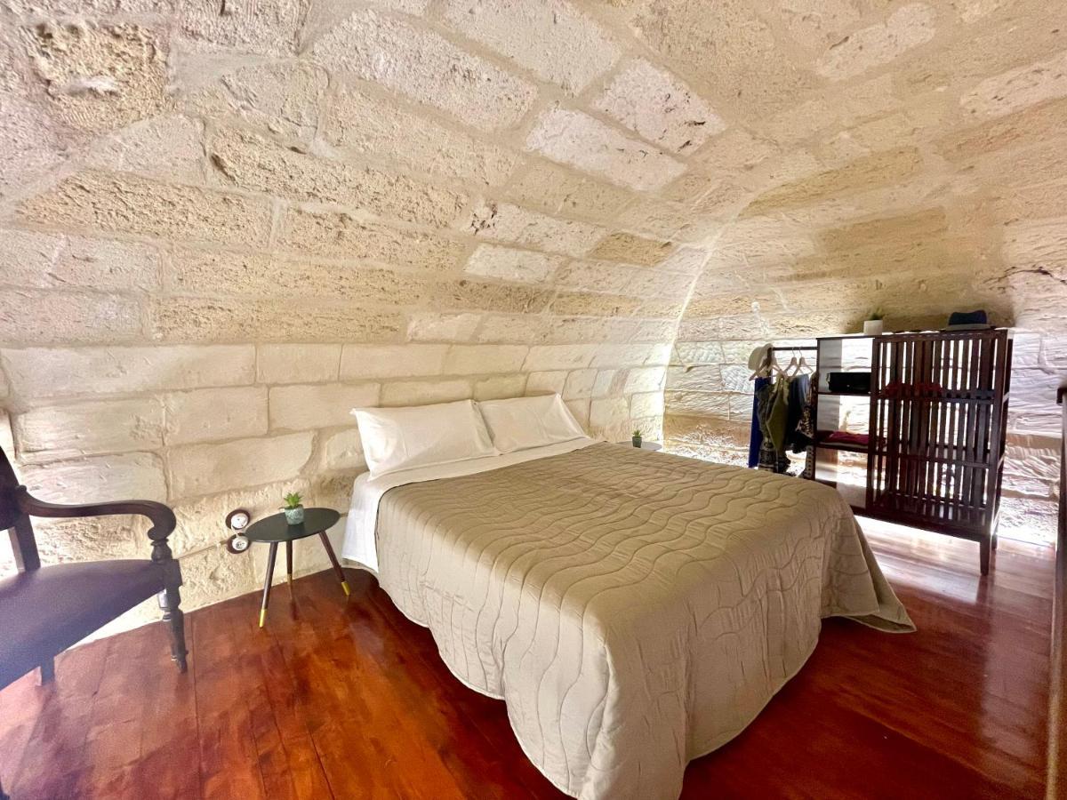Vohis Luxury House - Fast Wi-Fi & Easy Parking Διαμέρισμα Λέτσε Εξωτερικό φωτογραφία