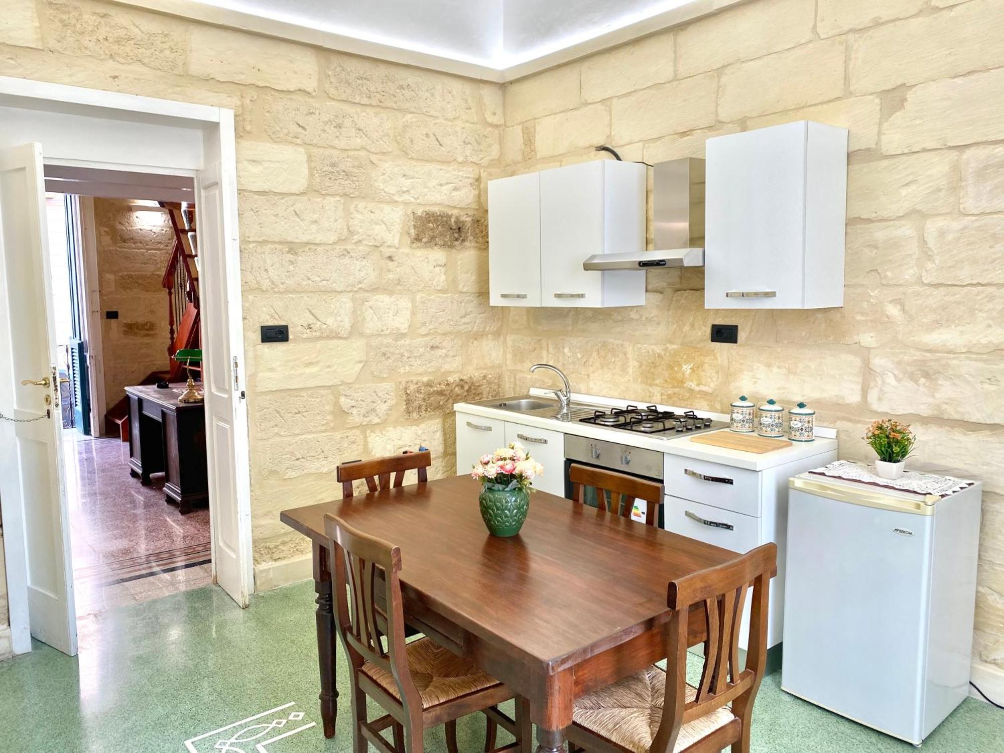 Vohis Luxury House - Fast Wi-Fi & Easy Parking Διαμέρισμα Λέτσε Εξωτερικό φωτογραφία