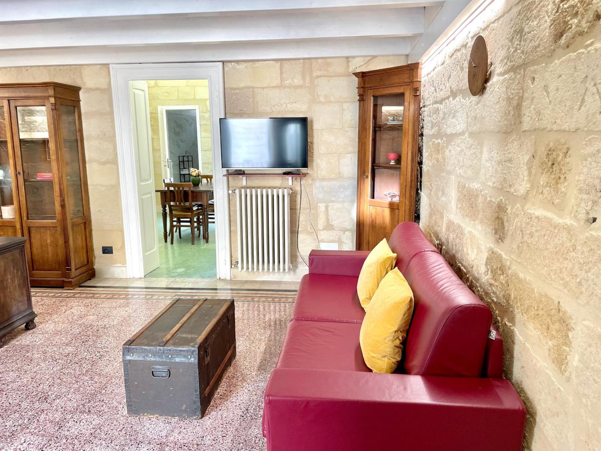 Vohis Luxury House - Fast Wi-Fi & Easy Parking Διαμέρισμα Λέτσε Εξωτερικό φωτογραφία